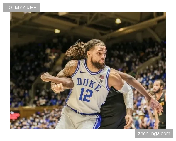 幕后故事：跟随都灵队的防守教练，了解一周是如何准备低位防守训练的